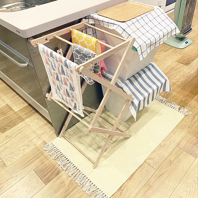 ビエルタ / BIERTA クロスドライヤー 木製折畳ランドリーラック 美品