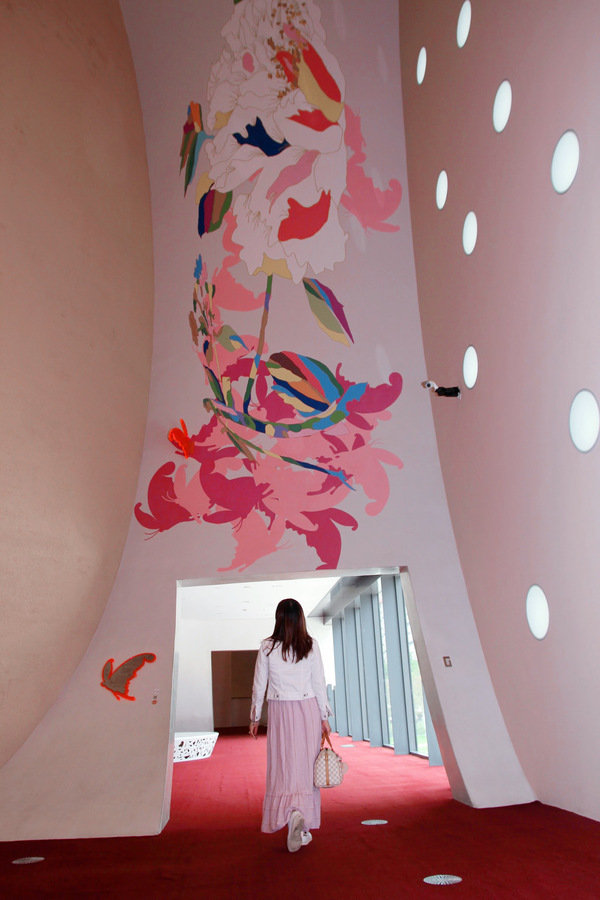 『台灣輕旅拍，外拍推薦』輕鬆自在走遍台中市七期國家歌劇院、堁夏咖啡 Café Crotchet、蔦屋書店 台中市政店、草悟廣場、道和六藝文化館刑務所演武場捕捉網美一日景點，透過鏡頭紀錄每一刻回憶-Snaping 攝影服務直擊分享