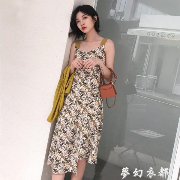 冷淡風洋裝 碎花吊帶裙洋裝女夏仙女超仙森系學生復古chic冷淡風小清新裙子 夢幻衣都
