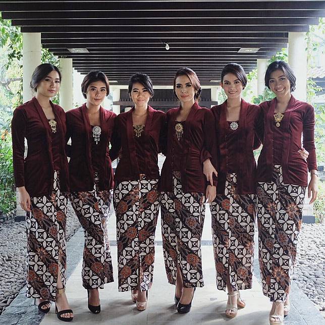 Elegan, Ini 19 Seragam Bridesmaids Terbaik yang Bisa Ditiru