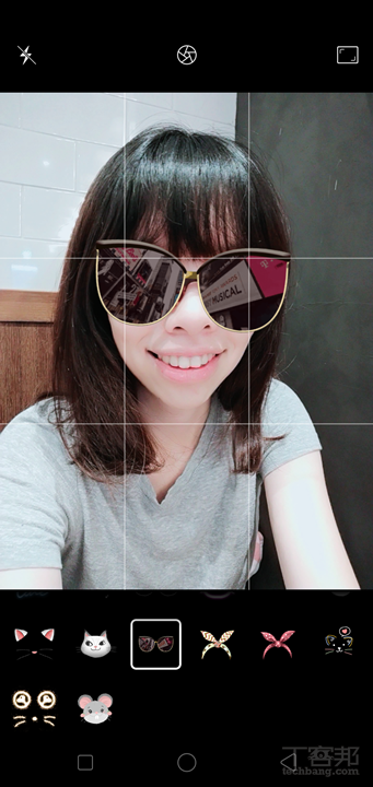 OPPO R15 / R15+ 開箱動手玩，AI 智慧拍照讓照片更容易變好看