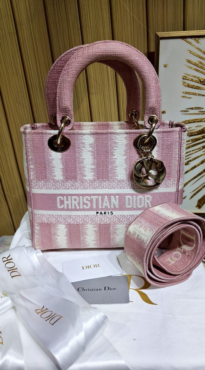 Nan brand name👜