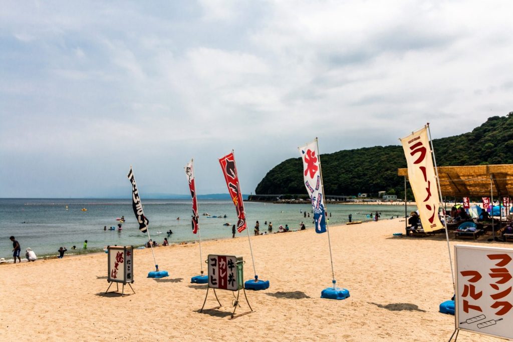 日本夏天海水浴場開放還有特別習俗？ 2