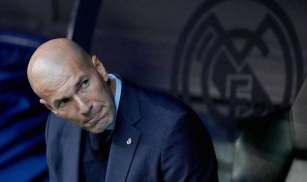 Zidane Sebenarnya Mau Latih MU, Ini Syaratnya 