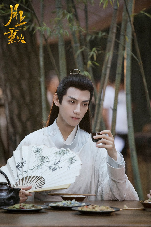 六月陸劇男主10：羅雲熙 飾演《月上重火》上官透