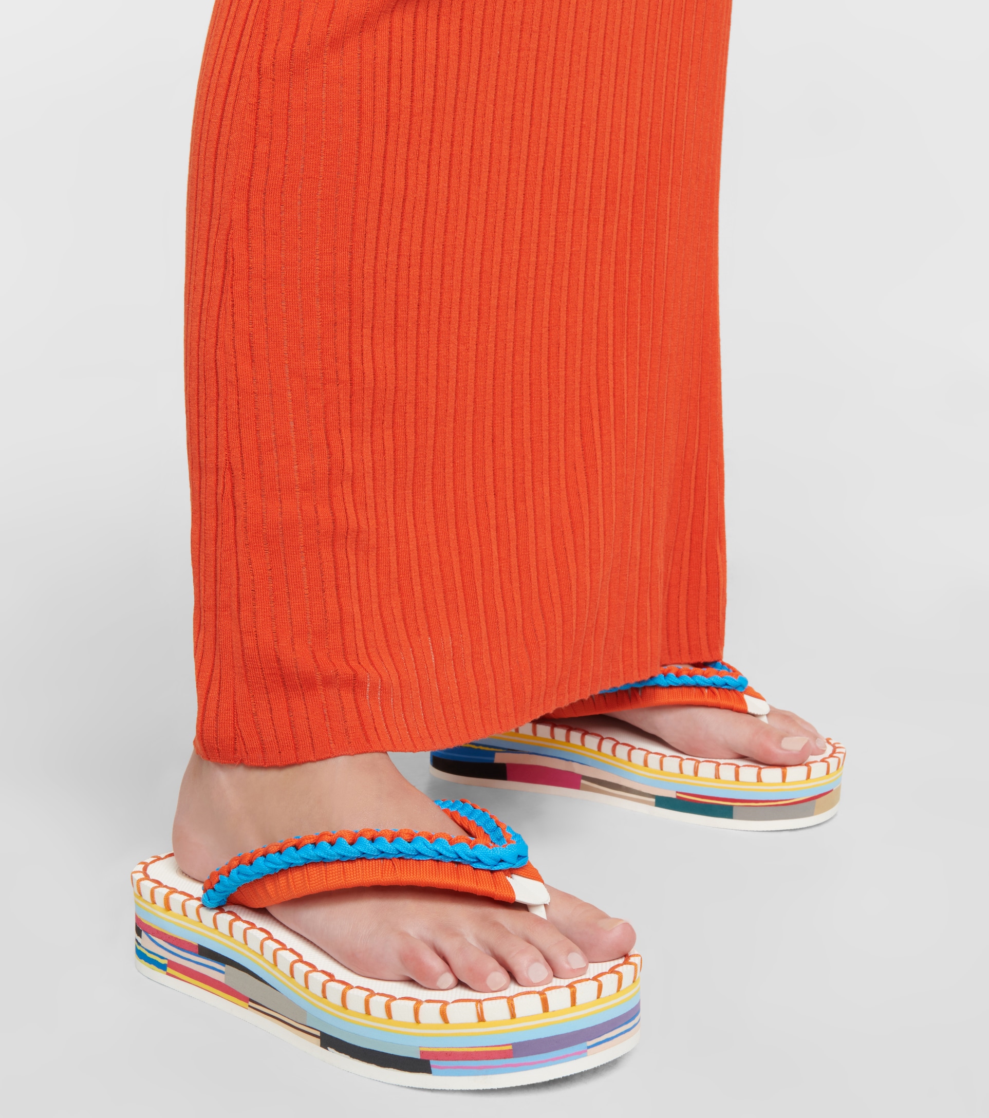 CHLOÉ Lou crochet thong sandals