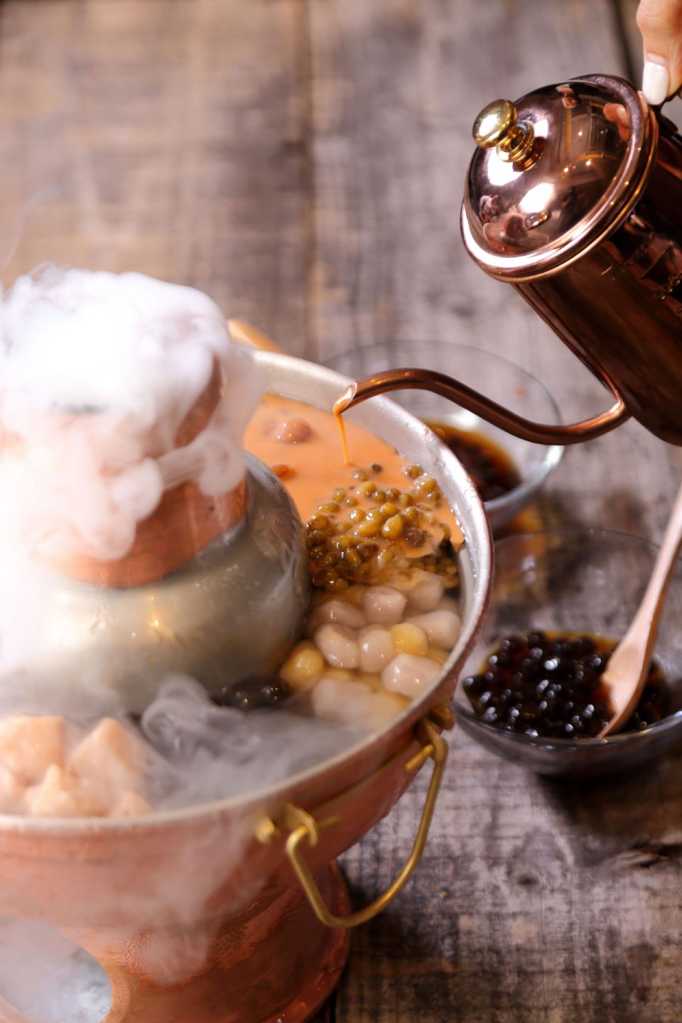 全球都在瘋珍奶！晶華酒店推粉圓嘉年華～