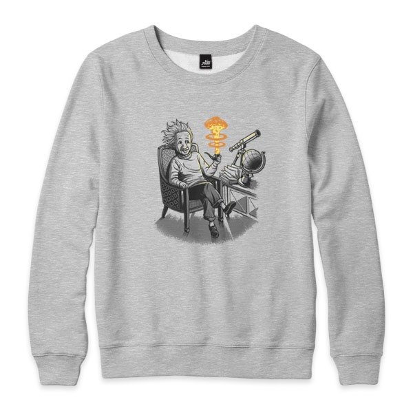 小男孩（Little Boy）是第二次世界大戰時，美國在日本廣島投擲的首枚原子彈的代號，這顆核彈名稱也顯得格外諷刺，就像小男孩手裡操弄著大玩具，不成熟的玩法造成極大的傷害，如同愛因斯坦經典吐舌頭照片一