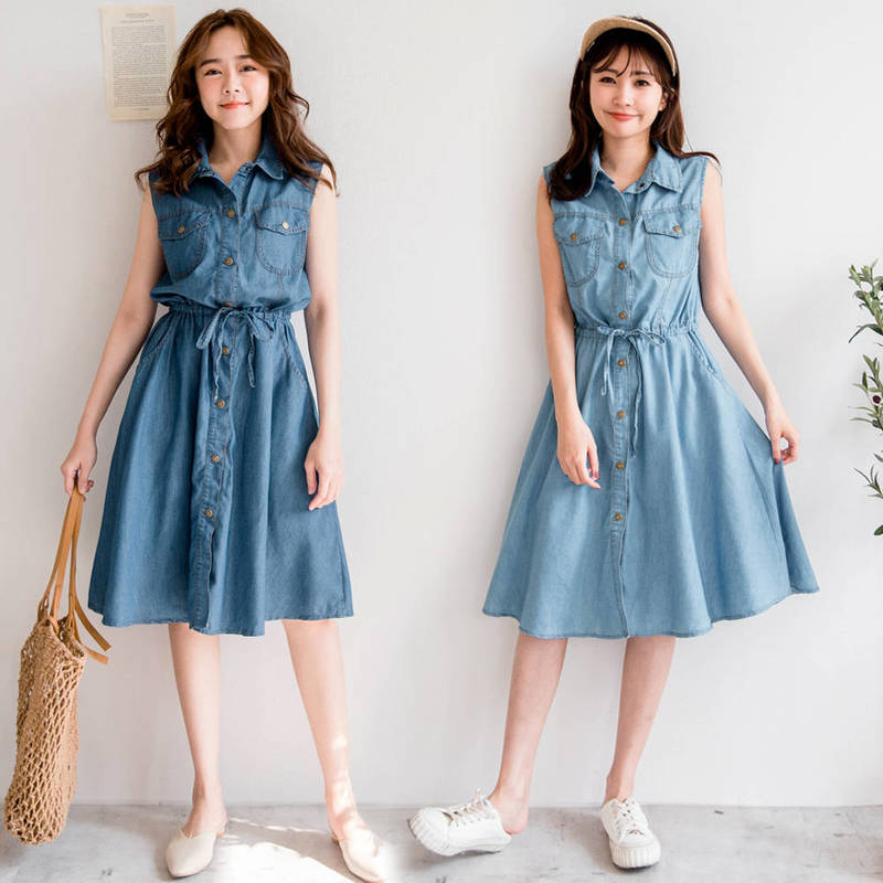 現折100春季出遊必備！排釦抽繩傘擺背心水洗牛仔洋裝(共2色)0314 預購【NL0483】