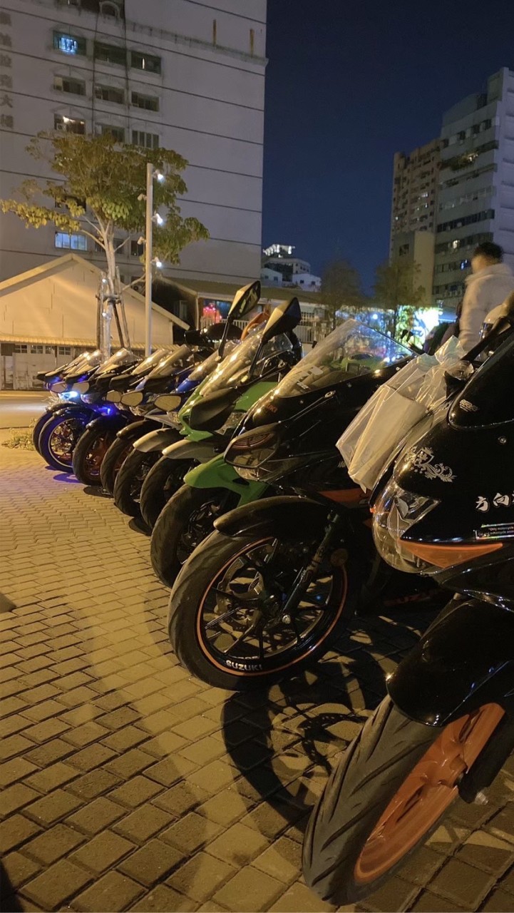 南區魯蛇🐍