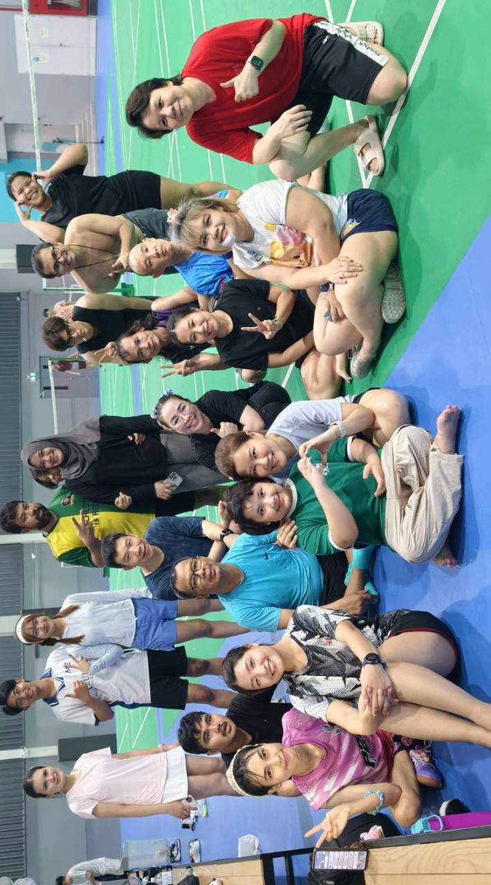 มือเบา..badminton