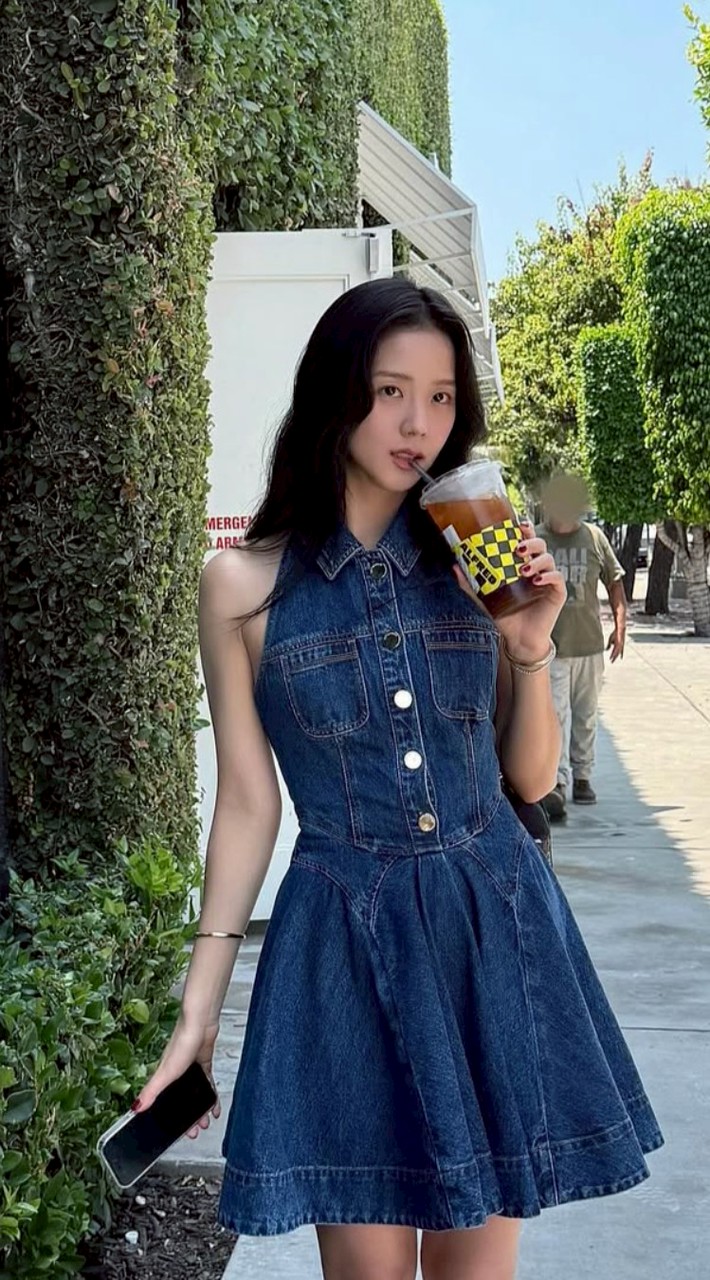 韓國女團小卡買賣/出卡/收卡/問價/爆黑