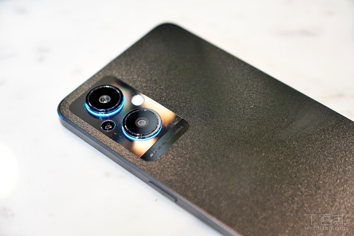 OPPO Reno7 Z 平價登場，Enco Air 2 藍牙耳機一併登場