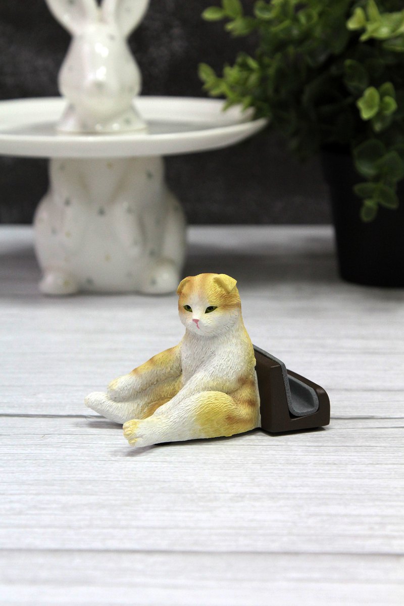 日本Magnets 可愛動物系列貓大爺坐手機架/手機座(茶色貓款)