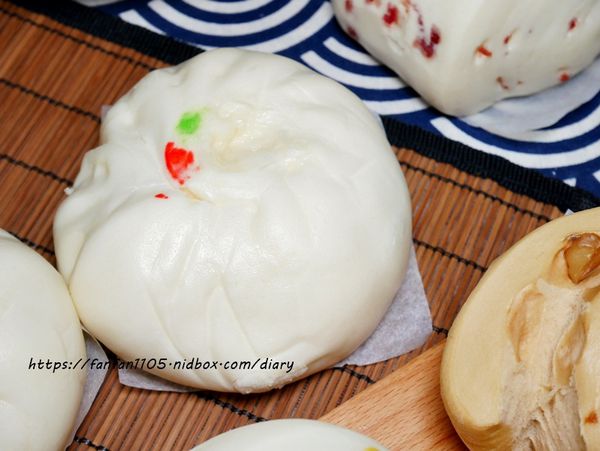 【三峽美食】天心包子舖 爆漿芋角包爆汁起司鮮肉包香辣老虎包筍包 各式包子饅頭，當早餐、點心都適合 (18).JPG