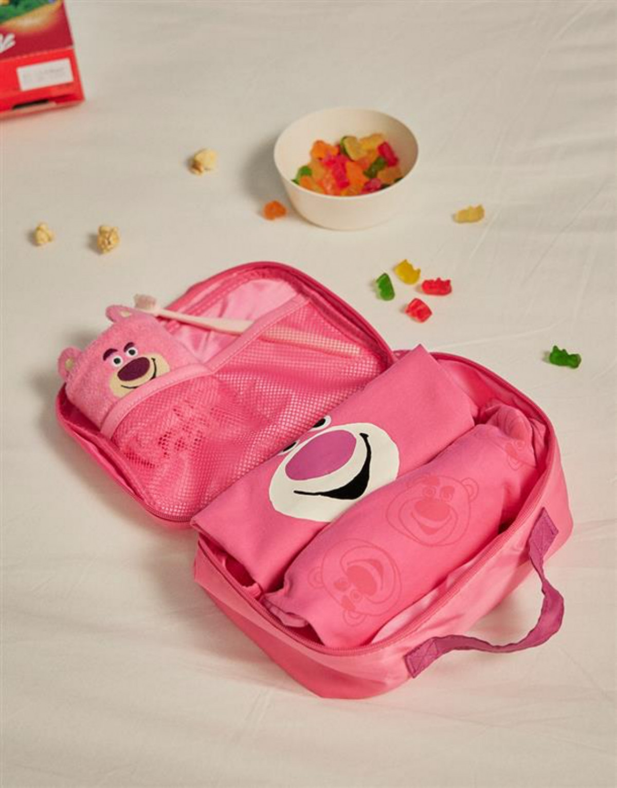 「CACO x迪士尼聯名系列」推薦：三眼怪居家套裝，售價NT.1090元