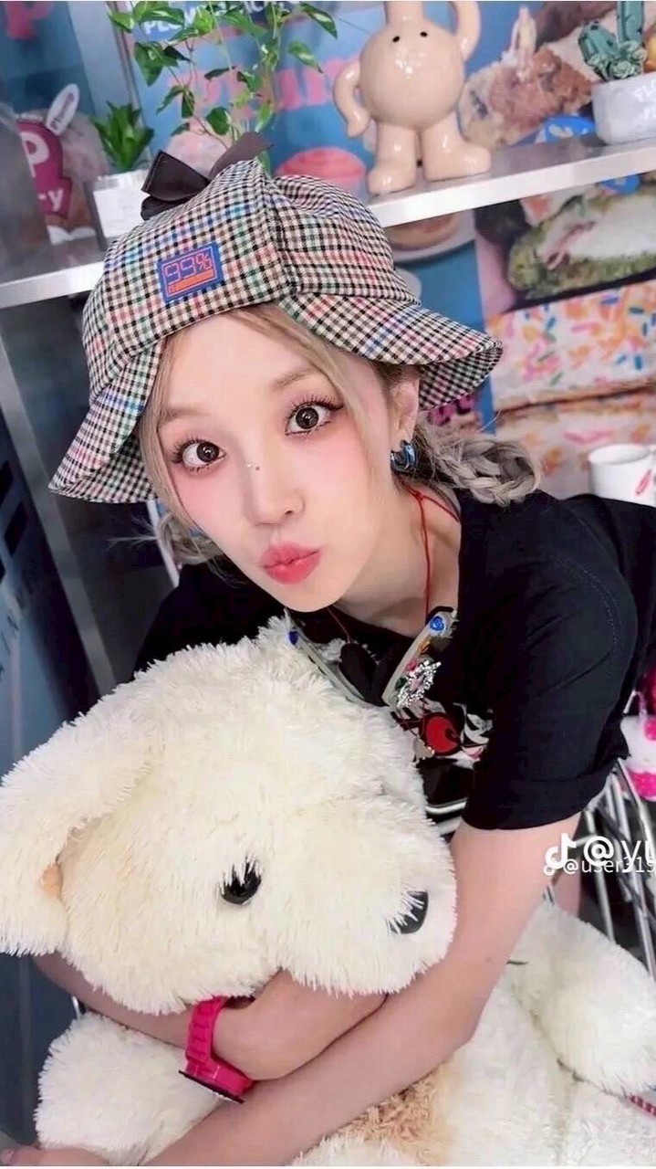 ˚₊☆ .莉.星.清.媛ᵕ̈ ♥+。