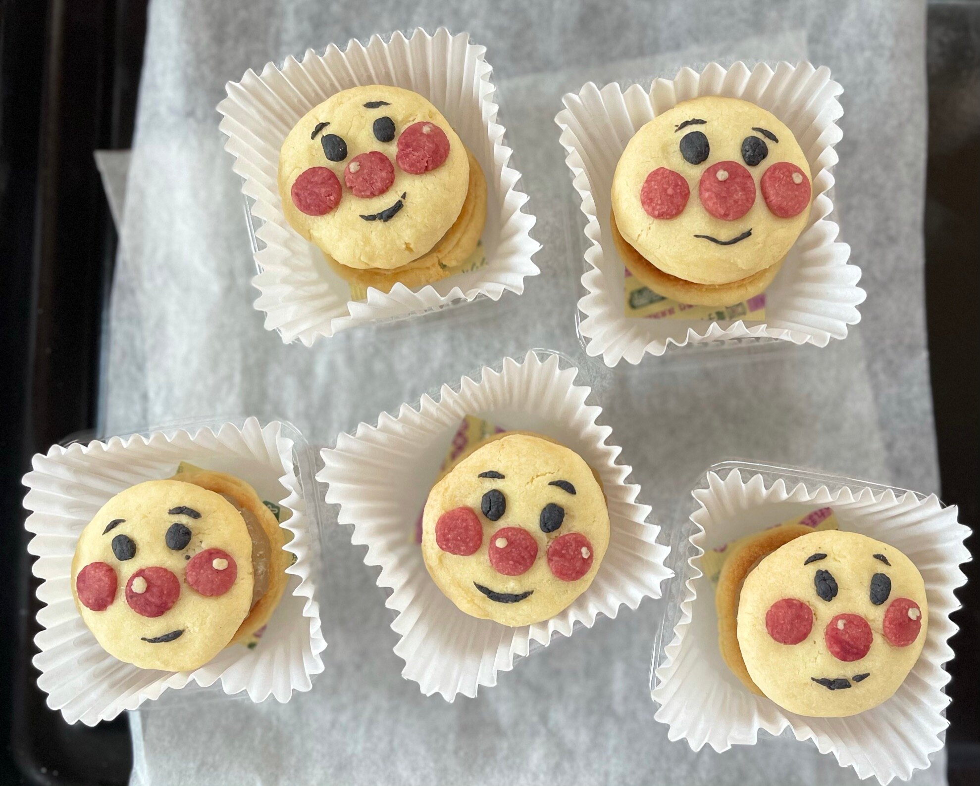 「甜食朋友」麵包超人造型馬卡龍鳳梨酥 春節禮盒 中秋禮盒 同樂會 慶生會 婚禮小物 四入裝