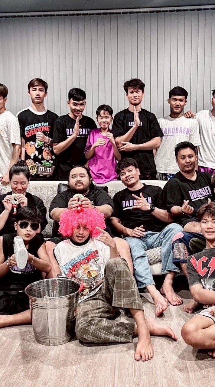 บางแสนที่จริงใจ🥊💜🖤