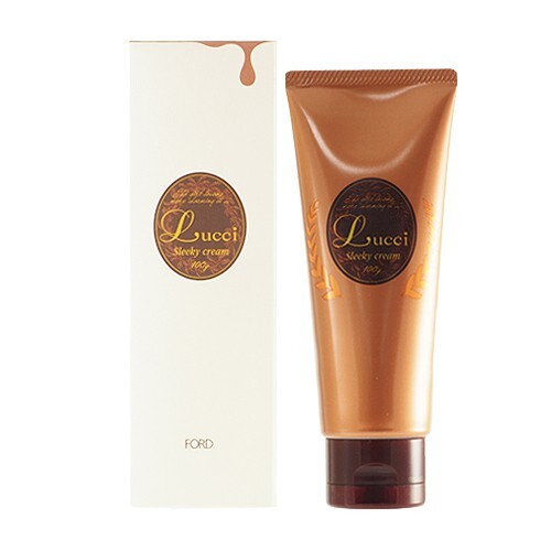 【商品特色】 清新花果香／ 適合有捲度的髮型 產品說明：請參閱官網說明 保存期限：2021.06.01 進貨來源：專櫃公司貨 產地：日本 商品備註：全新正品 【商品規格】 品牌名稱：FORD 商品名稱