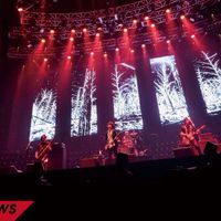 BUSTERS GO TO YOKOHAMA ARENA AGAIN