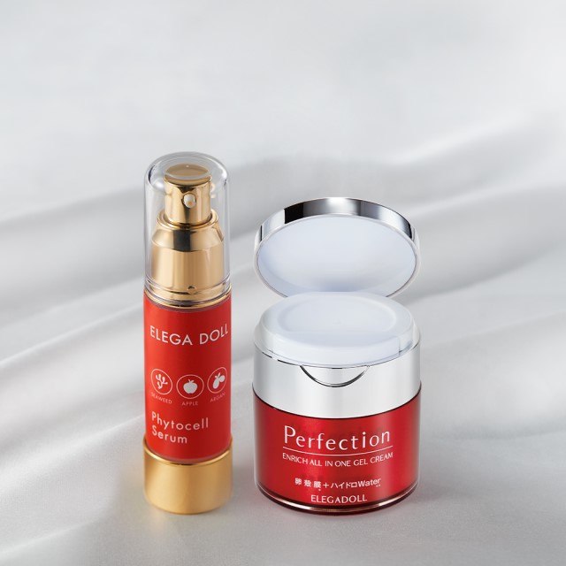 促進細胞再生、避免臉部下垂 改善肌膚暗沉、避免肌膚老化 抗氧保濕 抗老黑科技✦ELEGA DOLL活氧抗老碳酸面膜 5分鐘 啟動肌膚賦活力!! 5大特點： 1. 全新抗老黑科技-窒息面膜 2. 零氣孔