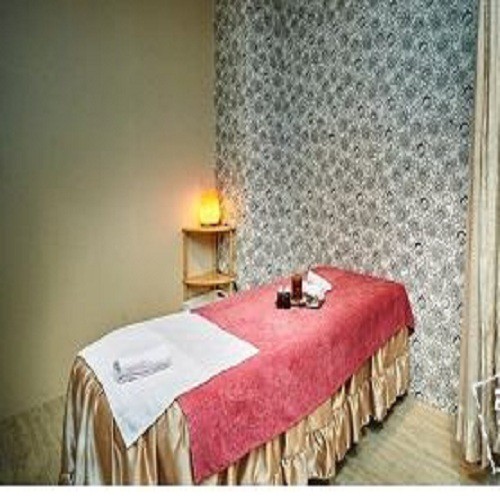 ＊本店不強推課程 ＊獨立女子包廂，隱私性佳 ＊可刷卡分期 營業時間:9:00~20:00(採預約制)星期日公休 地址:高雄市鳳山區文衡路296號2、3樓 電話:0928-686-861 方案內容六選二