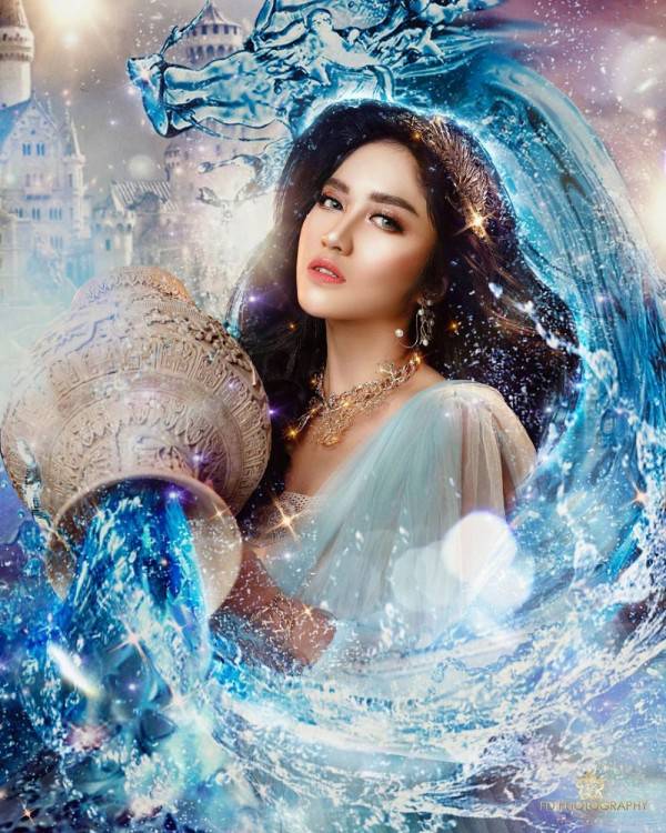Bak Negeri Dongeng, 12 Pemotretan Artis Bertema Zodiak Ini Keren Abis
