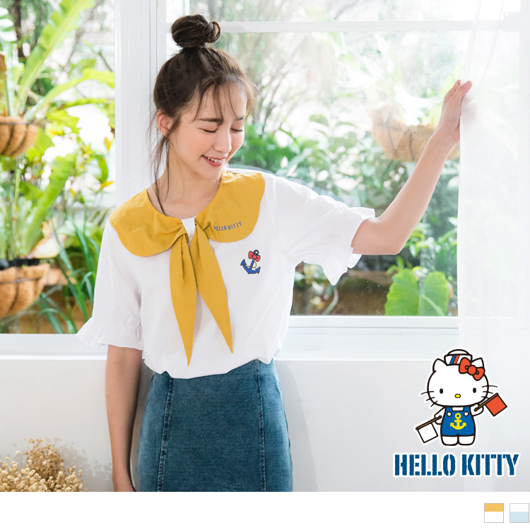 KITTY的水手系列，給你初夏海軍休閒風。 採用舒適純棉布料，給予親膚透氣好感穿著。 設計領結，提升整體層次感，更顯特色。 荷葉袖型修飾手臂，同時增添甜美氛圍。 此款2色短袖上衣，穿出屬於你的休閒女孩
