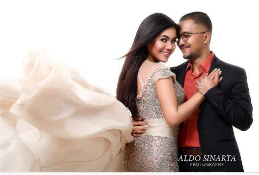  Yuk, Intip Foto Prewedding 7 Pasangan Seleb Ini, Tinggal Sebar Undangan