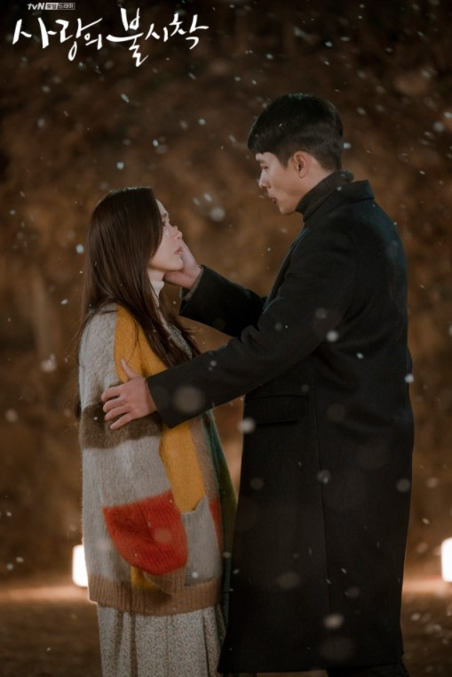 《海岸村恰恰恰》漁夫金宣虎竟能這麼帥！韓劇「鄉村愛情故事」推薦，這部比《山茶花》還好哭