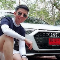 ผู้หญิงกับรถยนต์