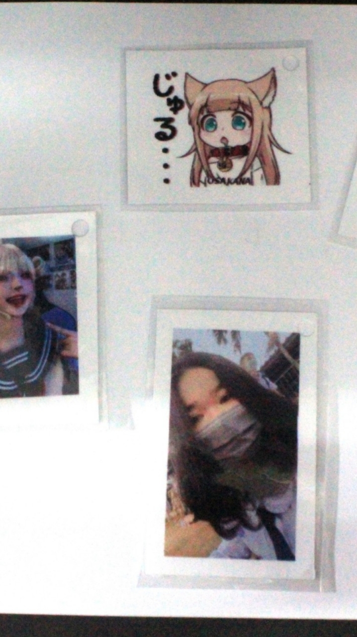 รับพิมพ์รูปโพลารอยด์ ขนาด2x4นิ้ว ราคากันเอง