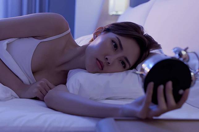 吃對食物幫助你一覺好眠到天亮！  營養師解析給你聽