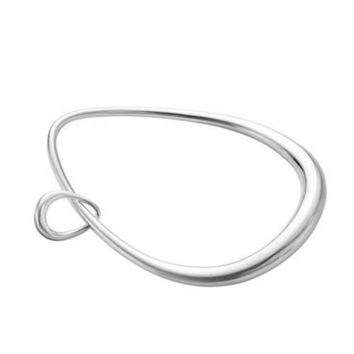 材質:純銀 周長: S-180mm M-195mm L-205mm 尺寸貨號: S-10013292 M-10013291 L-10013290 上市年份:2018