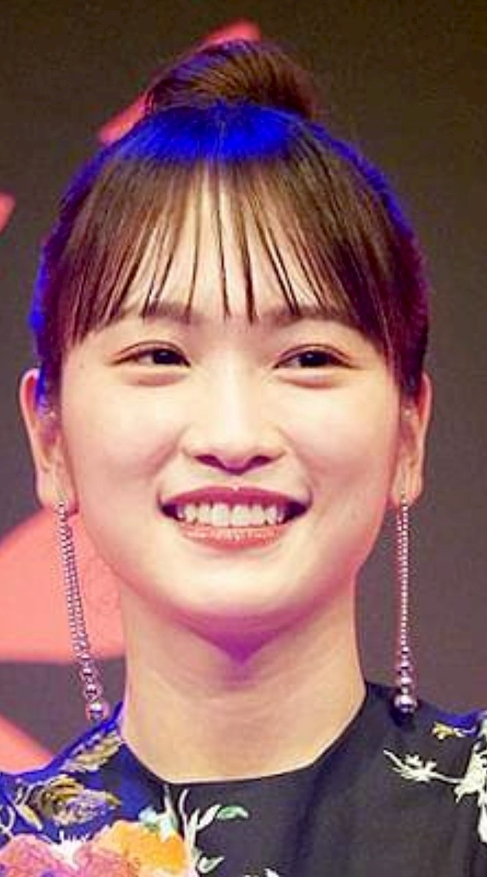 川栄李奈さんのファン集まれ