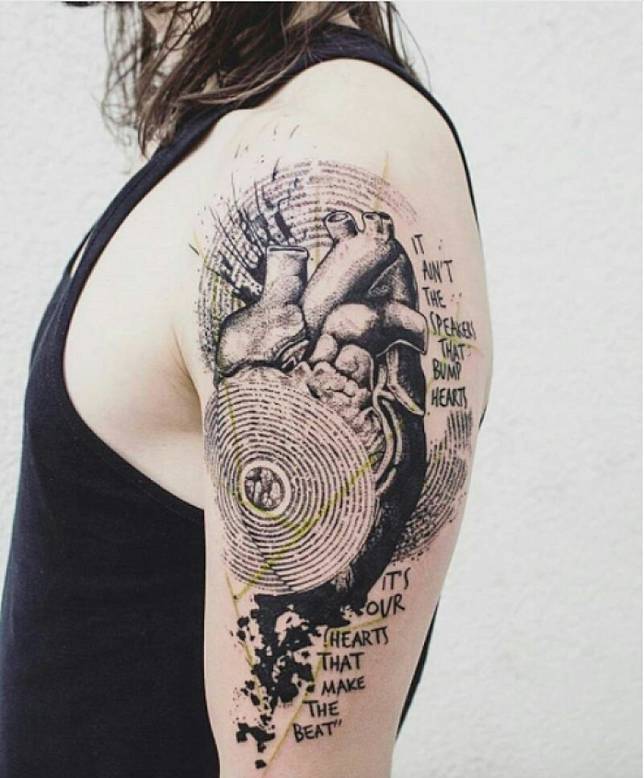 10 Tato yang Cuma Dimengerti Oleh Fans Twenty One Pilots