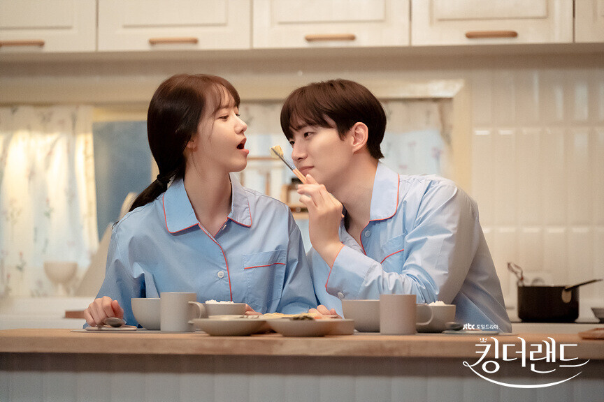 Yahoo八月戲劇口碑TOP10！《長相思》第八，這部台劇贏《假面女郎》、《異能》奪冠軍！