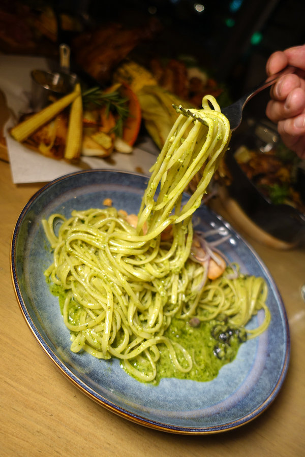 內湖浪漫餐廳-Lazy Point餐酒館，有午餐、下午茶、晚餐的內湖餐酒館，露天酒吧內湖調酒，文湖線約會餐廳，活動包場、會議空間租借的內湖咖啡廳