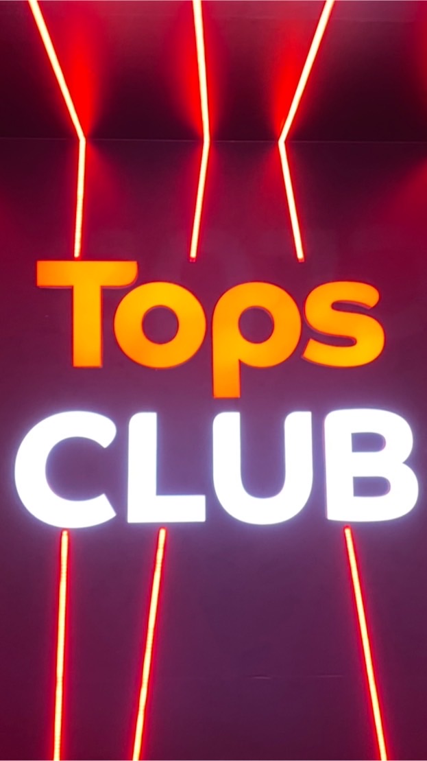 รับหิ้วของ Tops Club