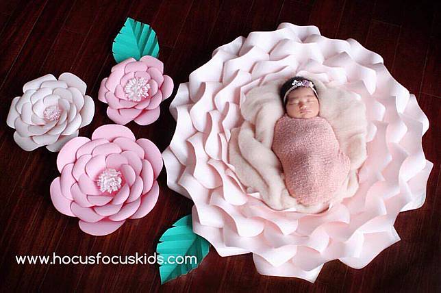 12 Inspirasi Foto Bayi Perempuan Ala Selebriti Indonesia