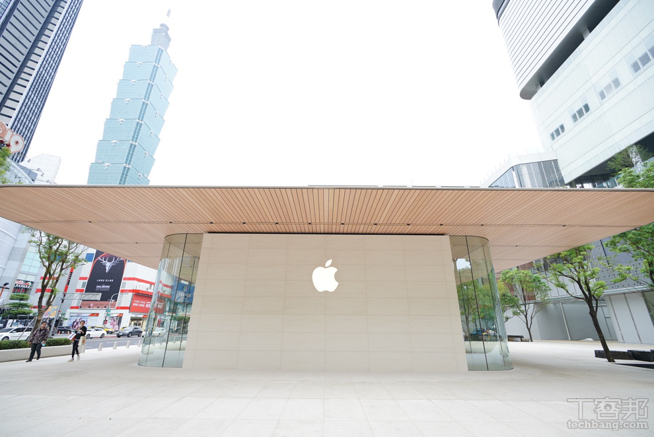 蘋果台灣直營店「Apple 信義 A13」開幕前搶先看！設計比照蘋果總部訪客中心
