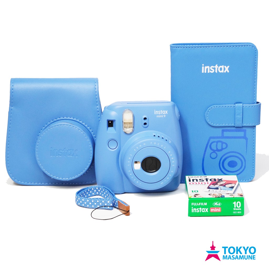 含組機富士 Fujifilm instax mini9 拍立得 相機 公司貨 全5色 型號:mini9 保固:一年 配件:手腕繩和電池 貨源:公司貨 相機均內附手腕繩和電池 本優惠組合含 同色系相簿 