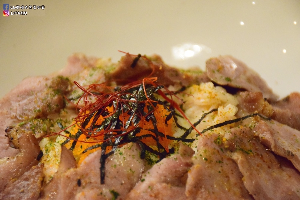 鐵克諾Ｗ酒館-Techno W BistroDSC_0876Liz開懷大笑看世界.JPG