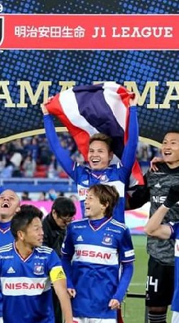 นั่งตบยุง​ ไม่ไปบอกด้วย​     เสียเวลา