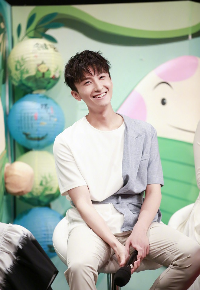 陸劇隱藏版校園男神6：牛駿峰 飾演《二十不惑》趙優秀