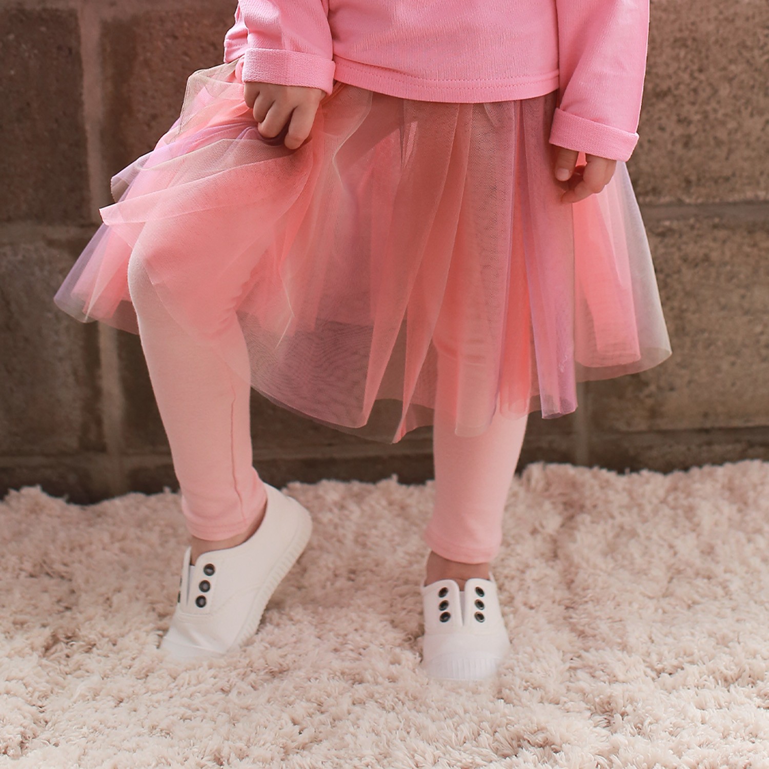 立體動物造型，童趣吸睛～。100% 韓國設計製造，時尚好品質;韓國設計製造的 Coco Rabbit ，買過的媽咪都大讚太可愛啦！超多萌萌的動物造型，像是恐龍、企鵝、貓頭鷹、鳥寶寶等，擄獲男寶女寶心～