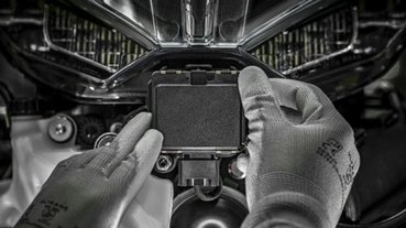 Ducati 發表搭載 ACC 自動跟車的市售版重機 Multistrada V4