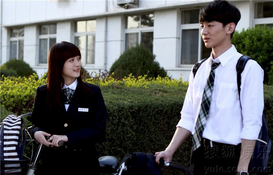 陸劇中總合作姐姐的鮮肉男星5：白敬亭X何泓姍、倪妮、馬思純