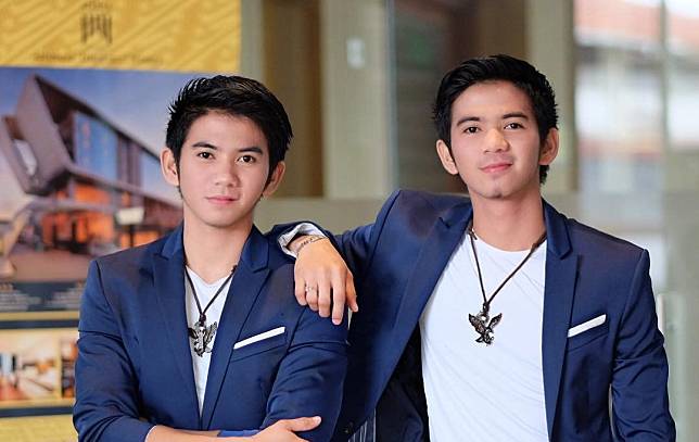 ™ Bikin Susah Milih 10 Potret Sibling Goals Ala Rizki-Ridho D'Academy, 